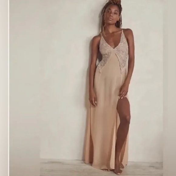 Free People Ivory Sheer Current Obsession Lace Maxi Slit Cut Slip Dress Small - Picture 2 of 14